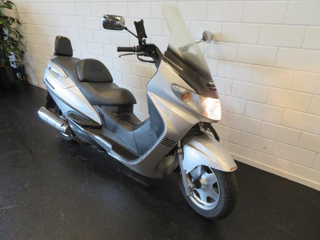 Suzuki BURGMAN 400 DEGELIJKE SCOOTER! (bj 2000), Bedrijf, Scooter