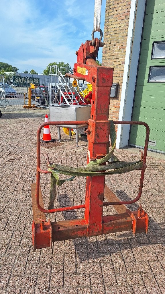 Pallethaak zelfbalancerend  2.000kg, Ophalen, Gebruikt, Industriepark 2a 9351PA Leek, Handmatig