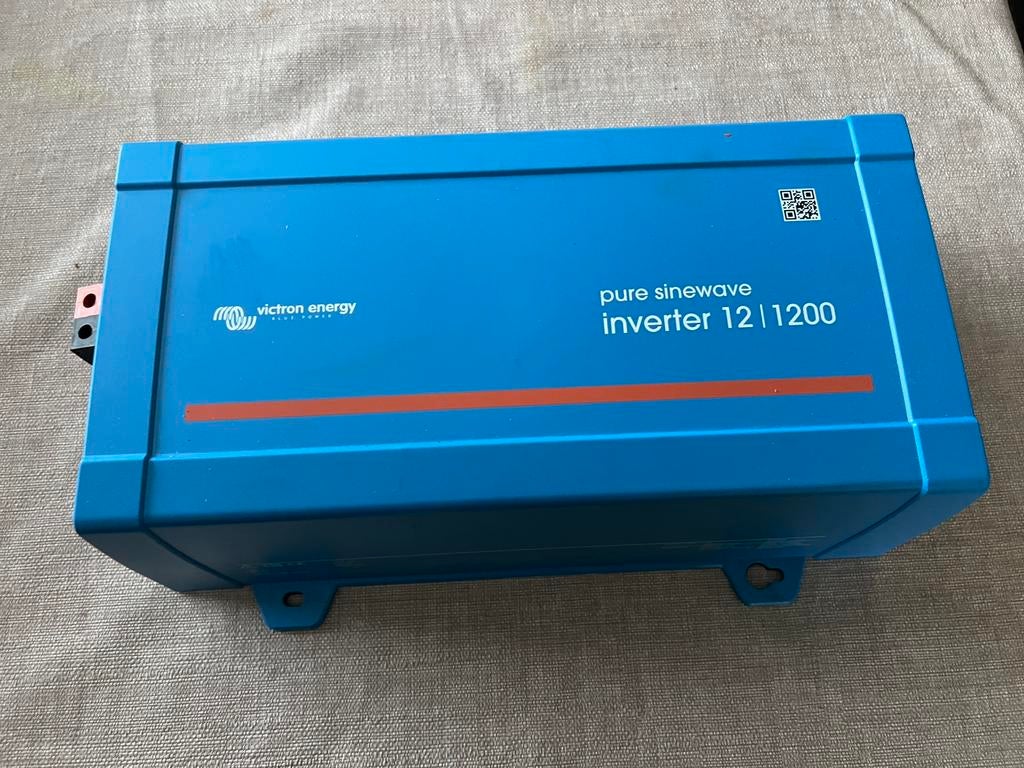 Victron Phoenix V.E direct 12/1200 omvormer nieuw met boek, Watersport en Boten, Navigatiemiddelen en Scheepselektronica, Zo goed als nieuw