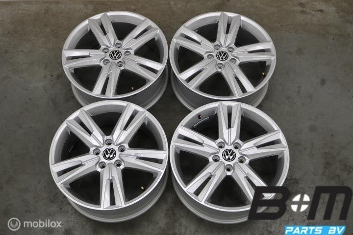NIEUW! ORIGINEEL! 18 inch velgen VW Golf - T-Roc 575601025AD, 18 inch, Banden en Velgen, Nieuw, Personenwagen