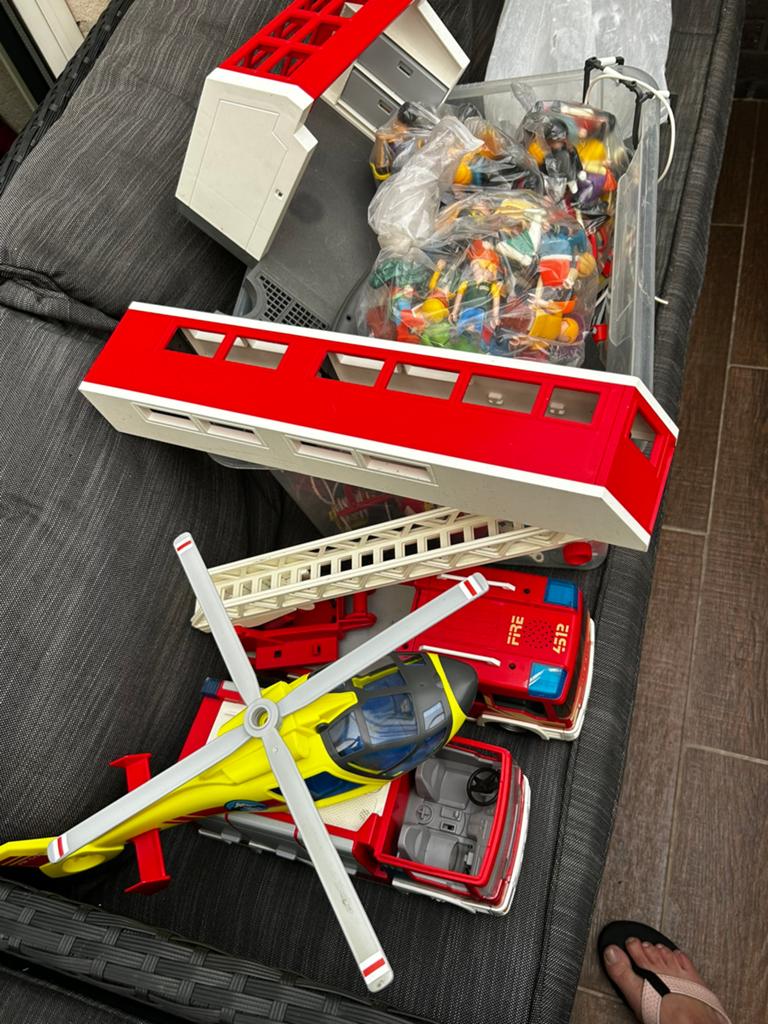 Duplo een hele doos vol met brandweer politie boot poppetjes, Ophalen of Verzenden, Gebruikt, Duplo, Overige thema's
