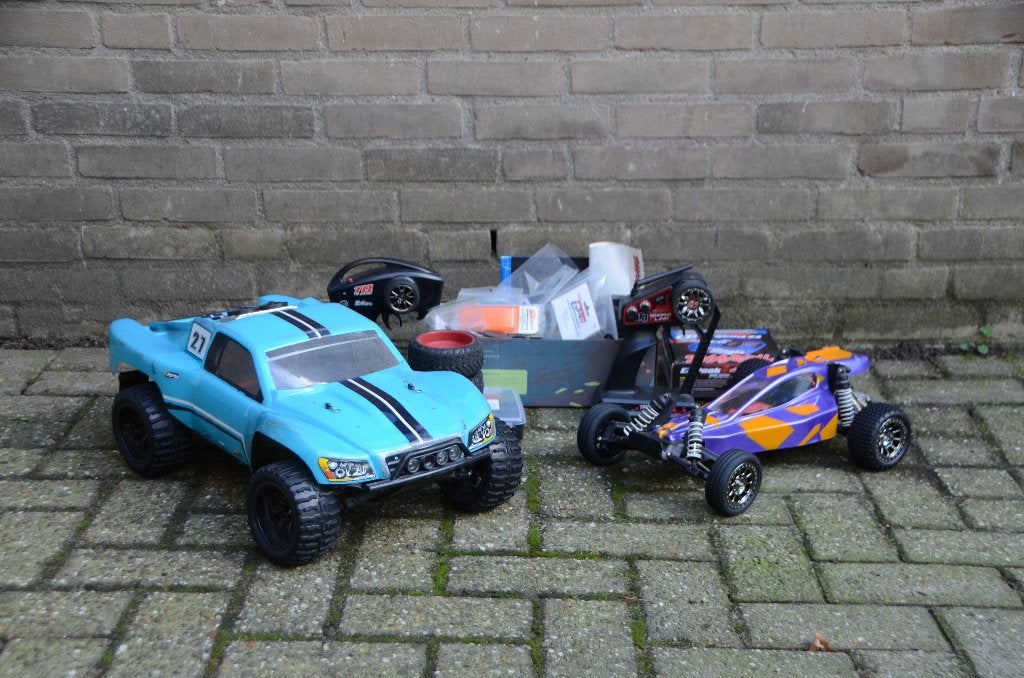 Traxxas Slash 2wd & Bandit 2wd incl. onderdelen, Elektro, Gebruikt, Auto offroad, Ophalen of Verzenden