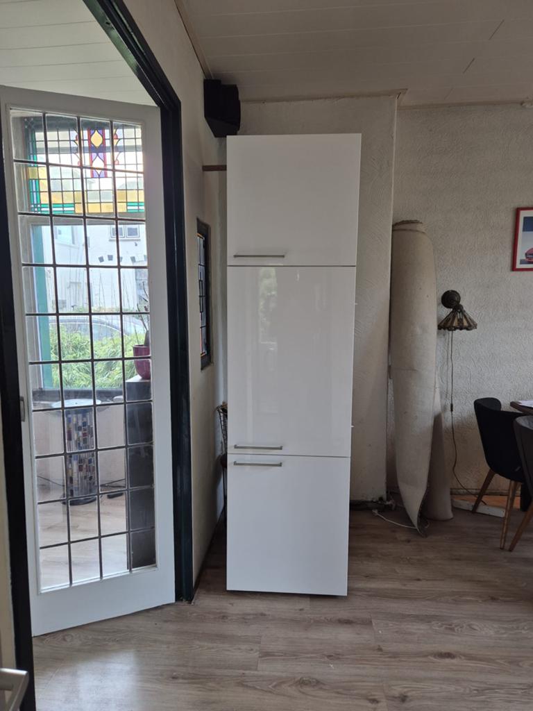 Ikea hoge keukenkast met koelvries combinatie 60cm breed, Huis en Inrichting, Ophalen, Overige materialen, Gebruikt, 200 cm of meer