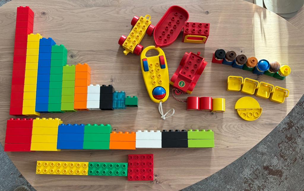 Lego Duplo stenen, voertuigen, poppetjes, Ophalen of Verzenden, Gebruikt