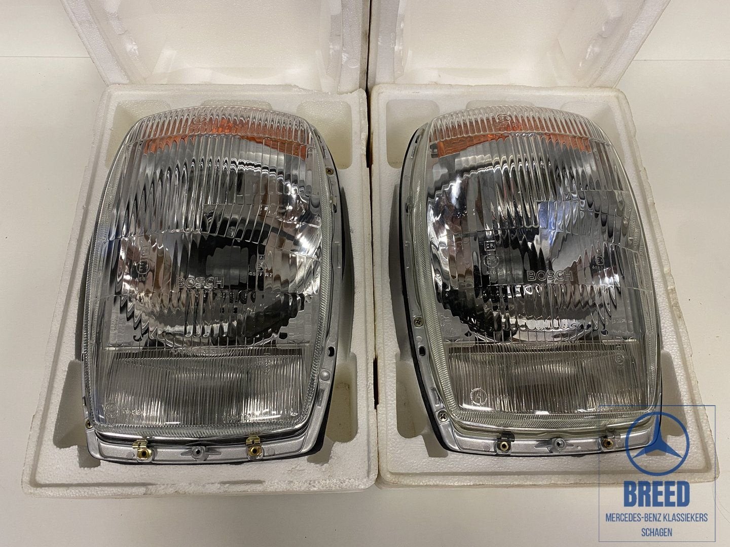 NOS set koplampen Bosch Duplo voor Mercedes-Benz W114 W115 /, Auto-onderdelen, Verlichting, -, Nieuw, Ophalen of Verzenden, -