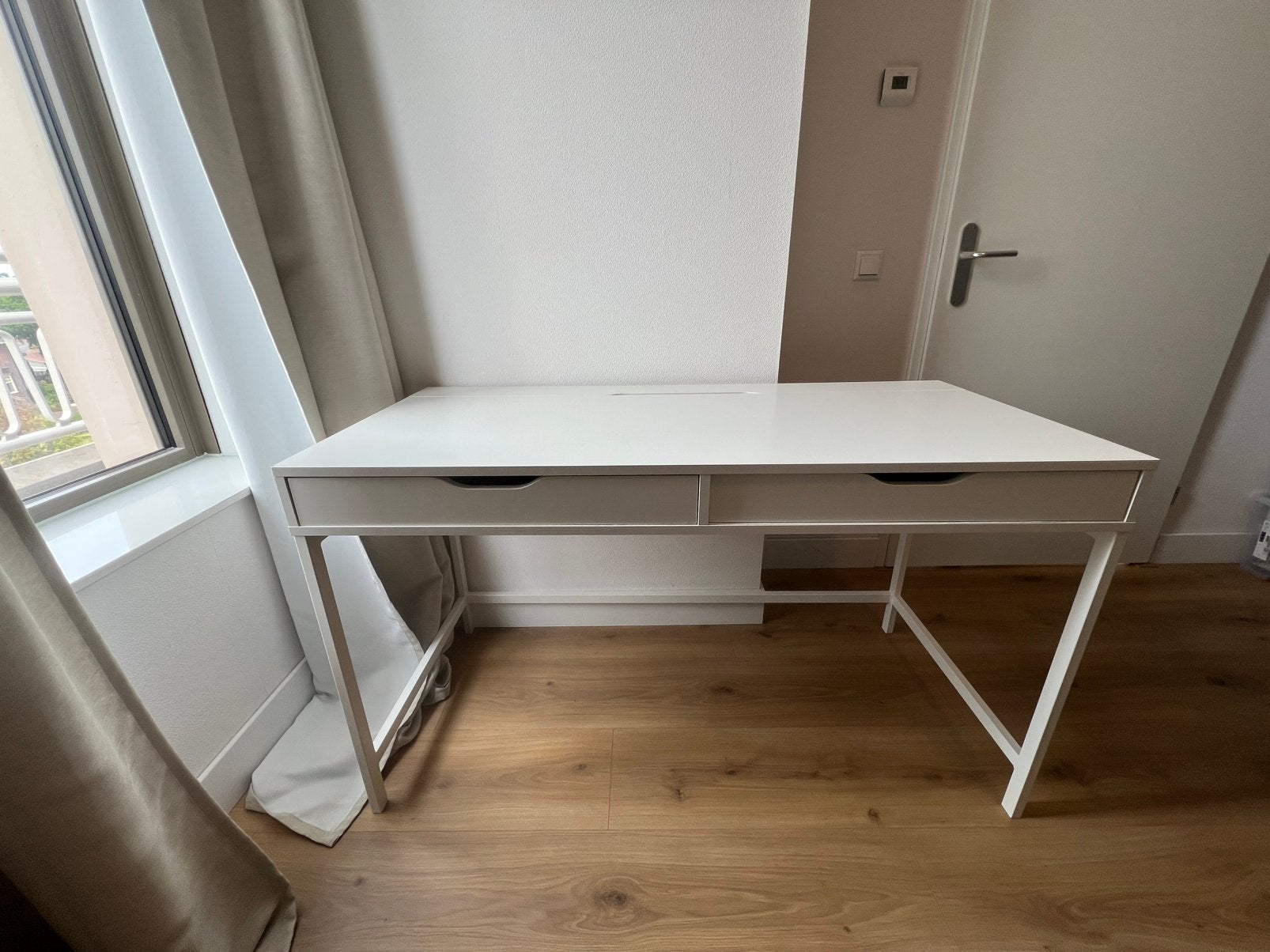 Ikea bureau wit, Ophalen, Gebruikt, Spaanplaat of MDF, IKEA