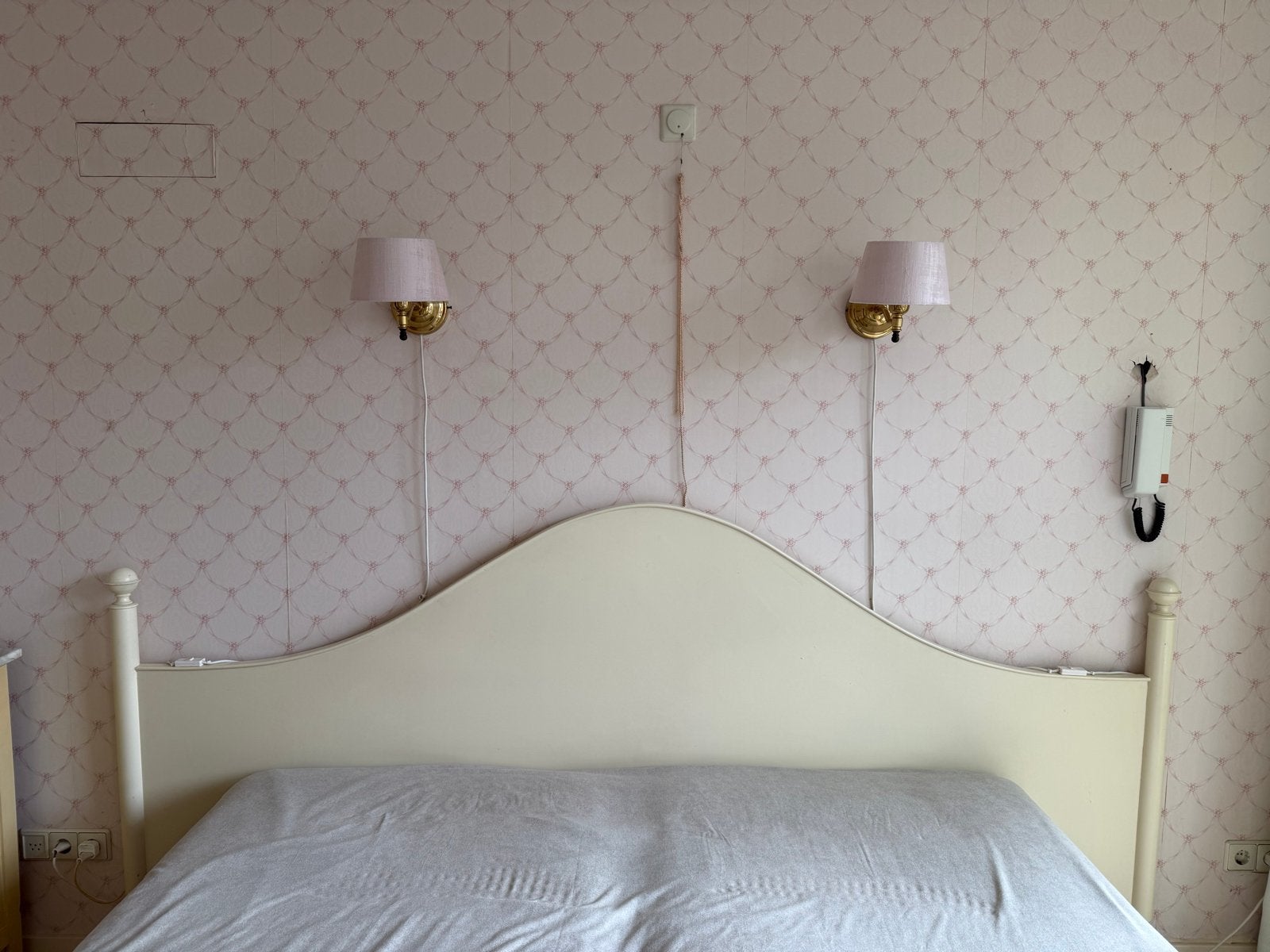 GRATIS Houten achterstel voor bed - Crème, Gebruikt, Tweepersoons, Ophalen of Verzenden, Overige maten