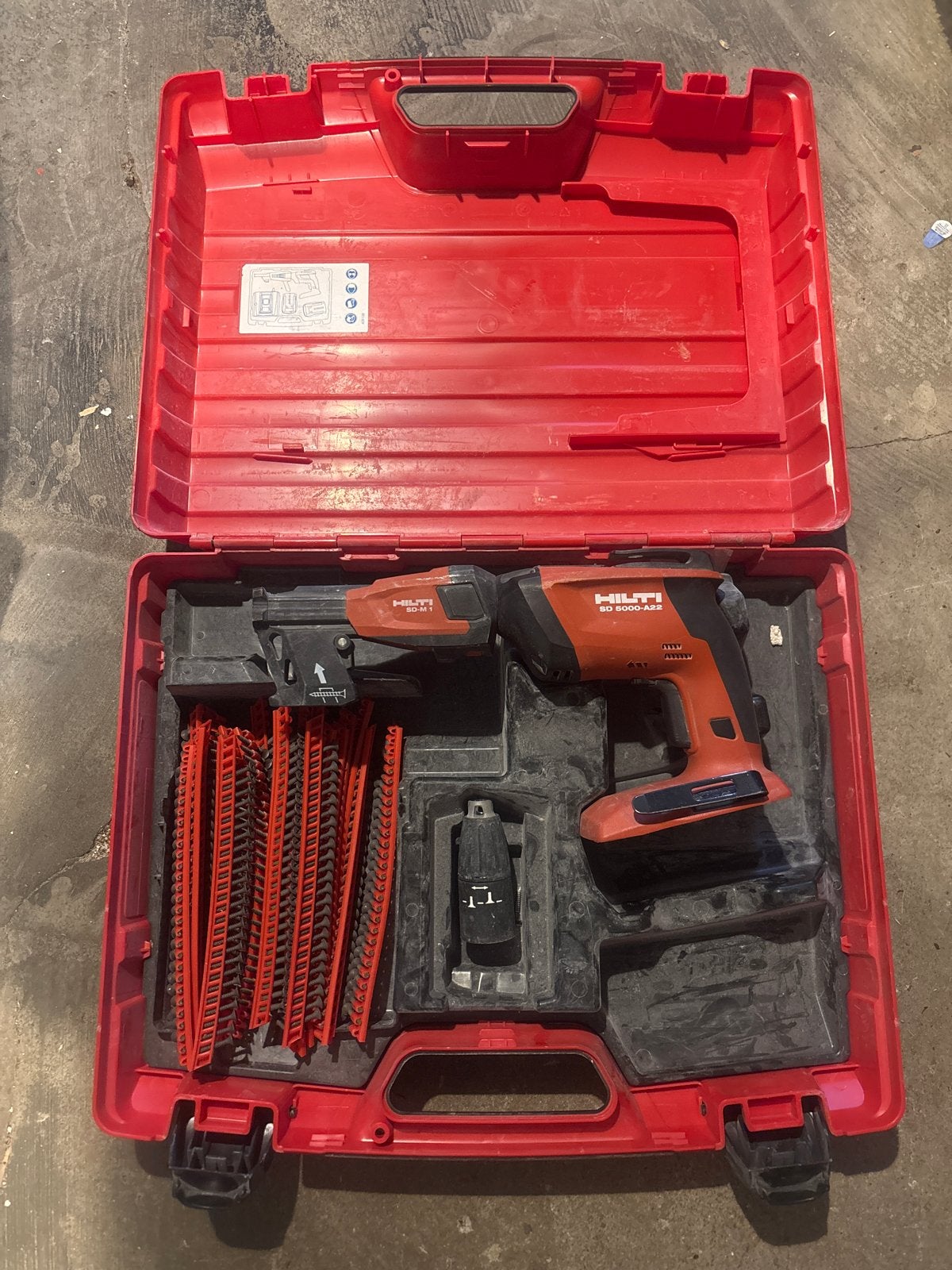 Hilti SD 5000-A22 Gipsschroefmachine met magazijn, Doe-het-zelf en Verbouw, Gereedschap | Boormachines, Gebruikt, Boor- en Schroefmachine