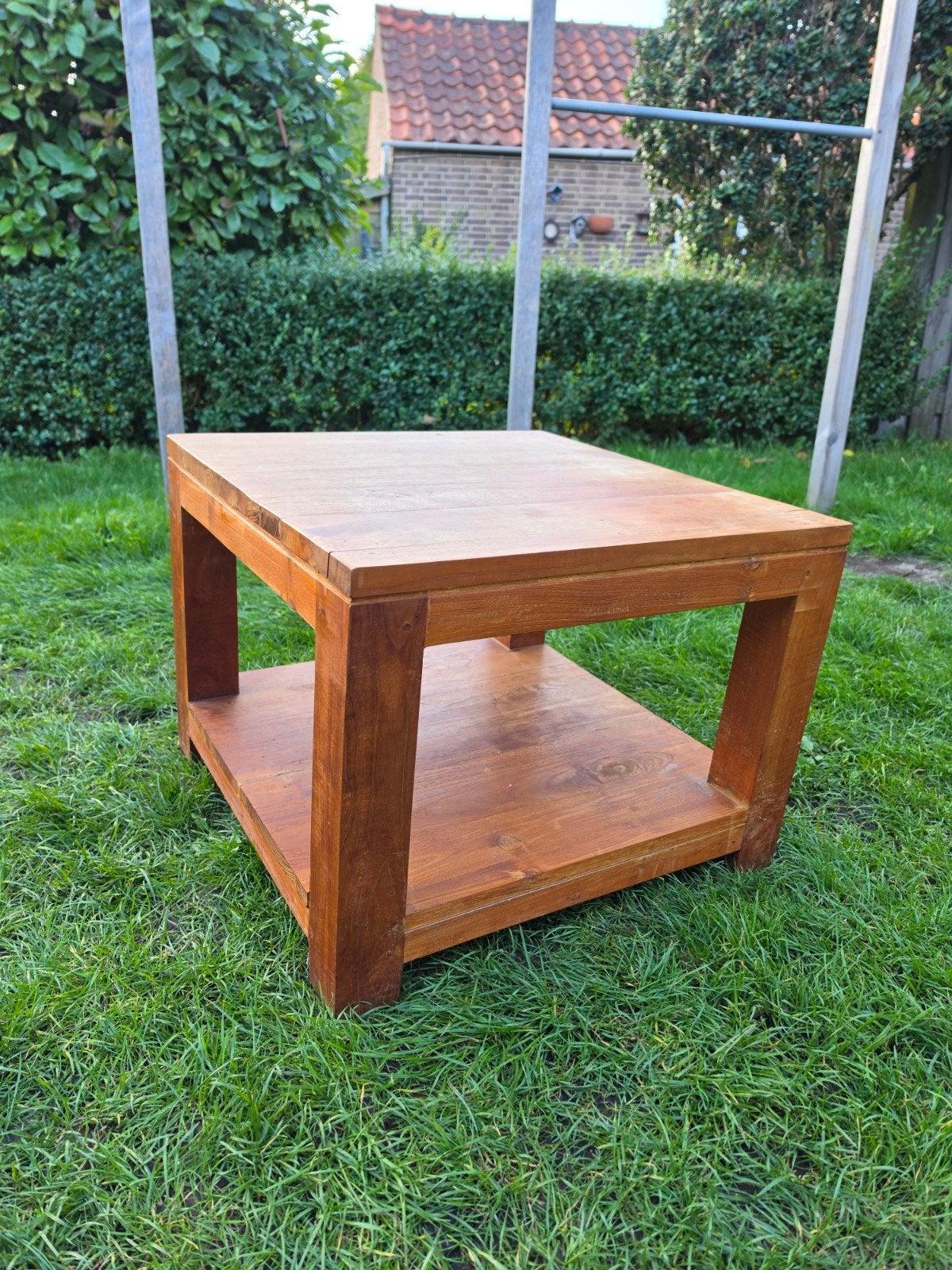 Massief teak houten salontafel met opbergplank, Ophalen, Modern, Robuust, 50 tot 100 cm, 50 tot 100 cm
