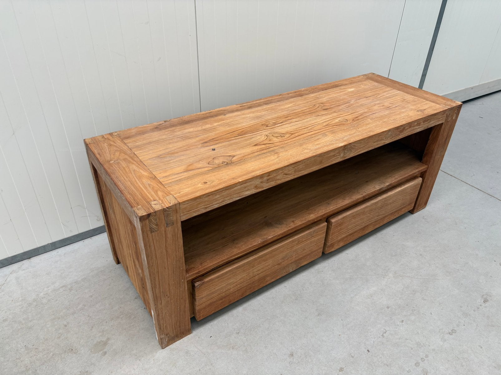 Massief teakhouten tv-meubel 130x45x 50 cm | Gerecycled teak, Ophalen, Teakhout, Zo goed als nieuw, Minder dan 100 cm