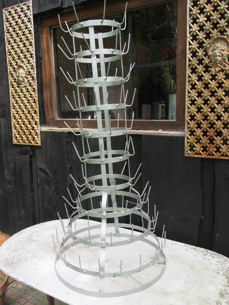 Metalen Flessenrek/mokkenrek/Decoratierek 104 cm hoog, Ophalen, Gebruikt, 25 flessen of meer, Metaal