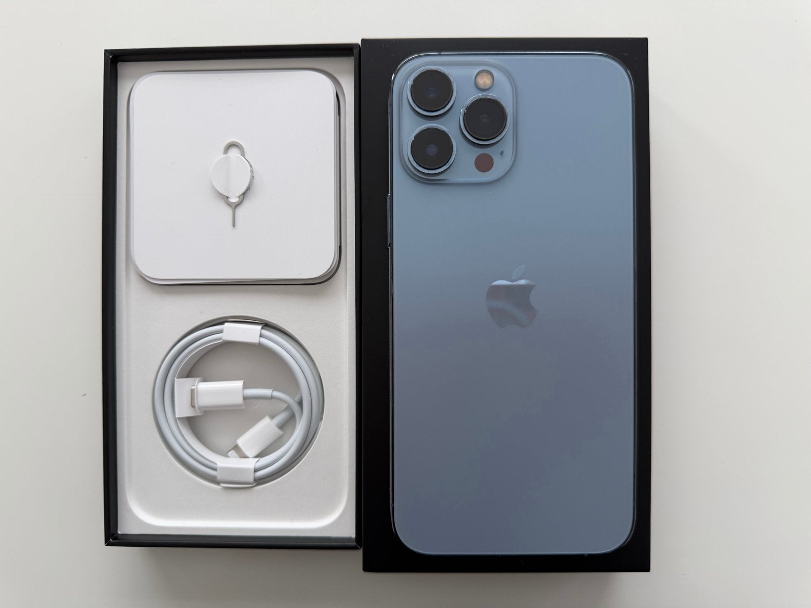 Apple iPhone 13 Pro Max 128GB Sierra Blue, Ophalen, Blauw, IPhone 13 Pro Max, Zonder simlock