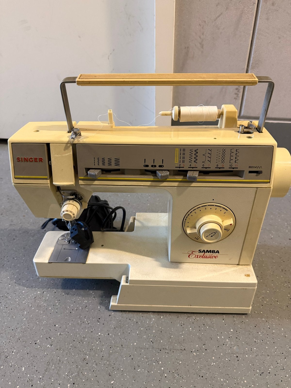 Singer Samba Exclusive Naaimachine - Model 6217, Ophalen, Gebruikt, Naaimachine, Singer