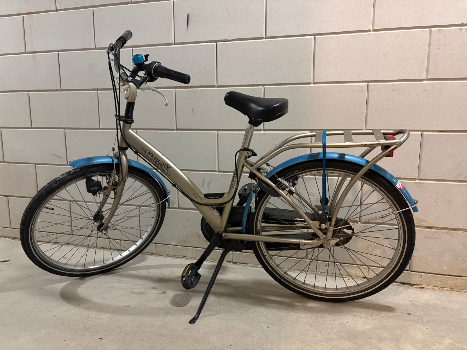 Batavus Gabana 24 inch meisjes fiets - Gebruikt, Fietsen en Brommers, Ophalen, Velgrem, Handrem, Gebruikt