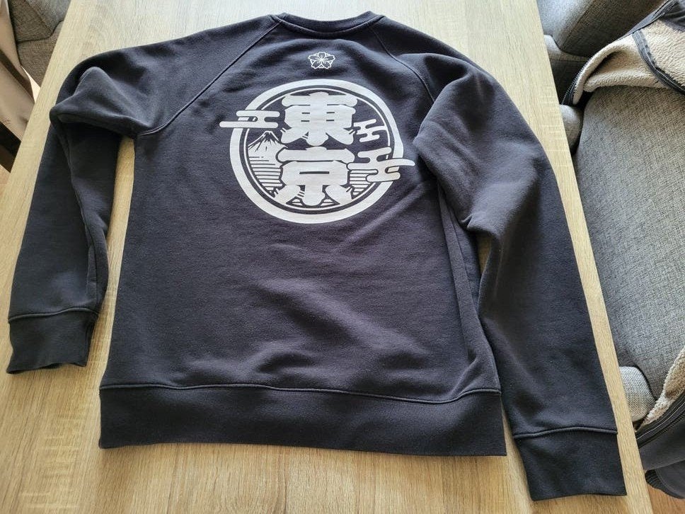 Adidas Essential Crewneck Tokyo Print Zwart Maat M, Kleding | Heren, Ophalen of Verzenden, Zo goed als nieuw, Adidas