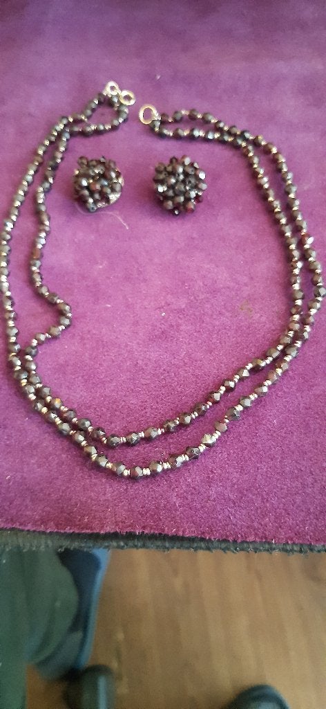 hals ketting granaat steen, Sieraden, Tassen en Uiterlijk, Ophalen of Verzenden, Overige materialen, Ketting, Met edelsteen