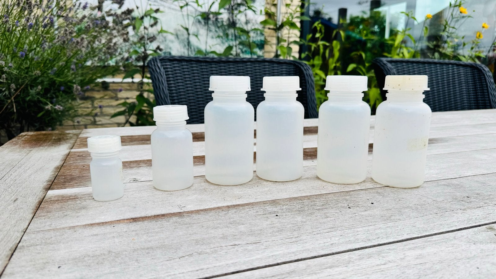 Set van 6 vintage plastic flesjes - Made in West Germany, Ophalen of Verzenden, Gebruikt