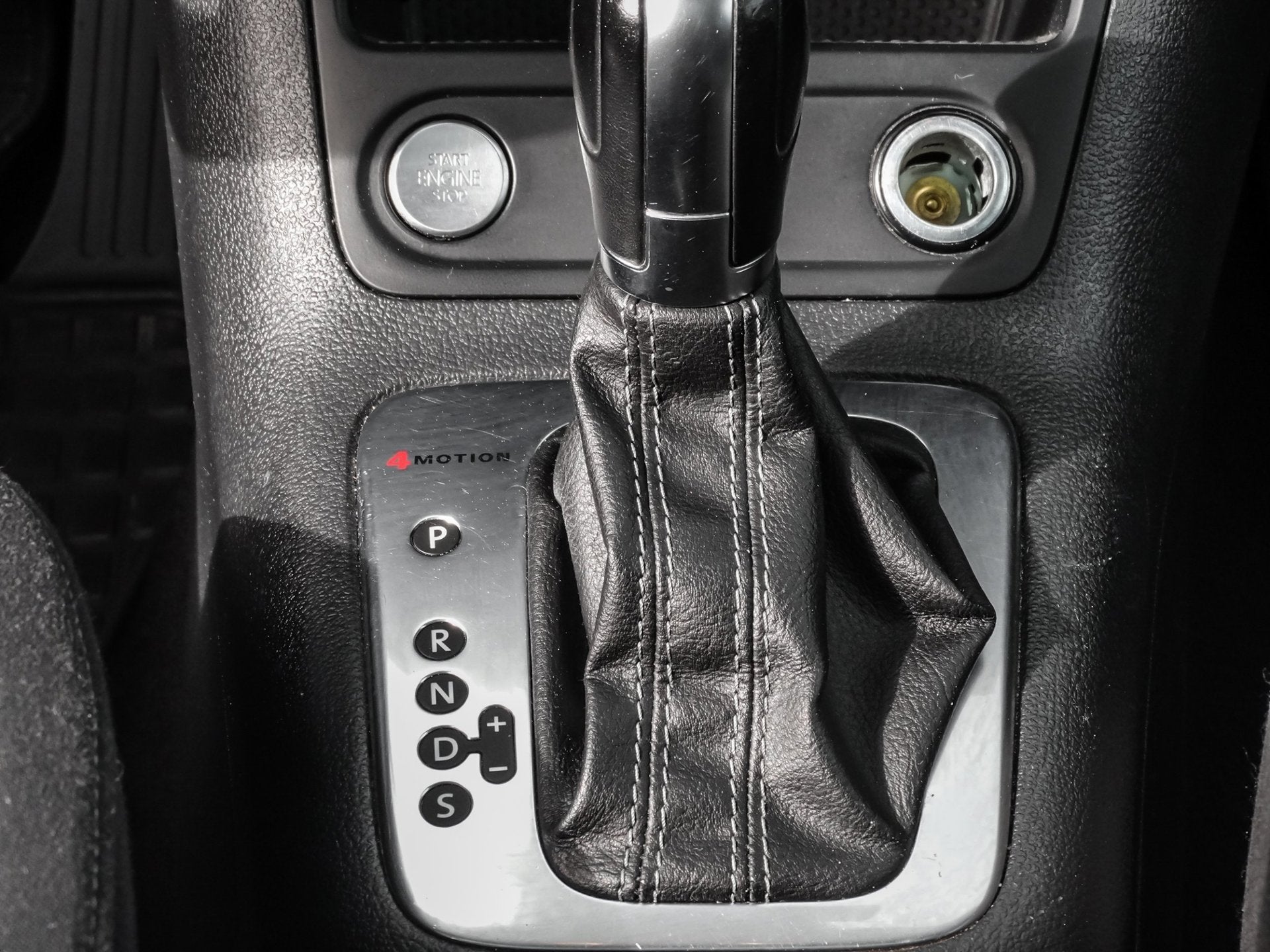Foto 18 van Volkswagen Tiguan 2.0 TSI Sport&Style 4motion R-line Edition