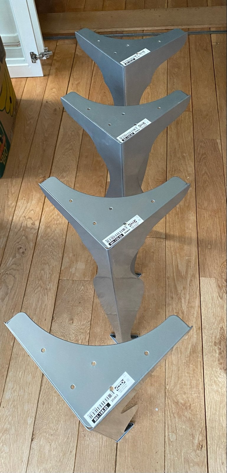 4 Elegante IKEA bureaupoten (501.115.22) met beschermvoetjes, Ophalen, Metaal, Zo goed als nieuw, IKEA