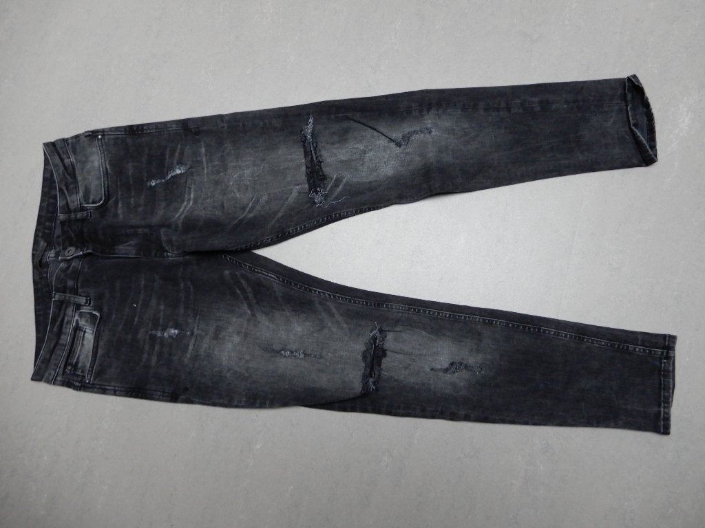 ASHES TO DUST maat W32, destoyed skinny jeans., Zwart, Ashes to dust, W32 (confectie 46) of kleiner, Ophalen of Verzenden