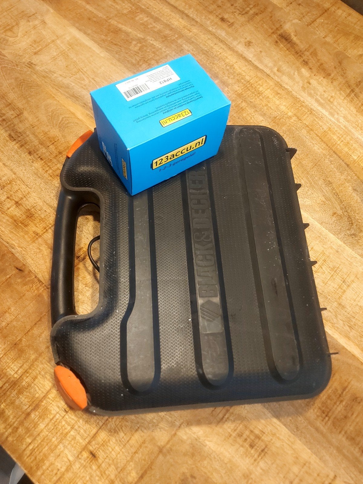 Black & Decker Accuboormachine 12V met lader en koffer, Ophalen of Verzenden, Gebruikt, Minder dan 400 watt, Boor- en Schroefmachine