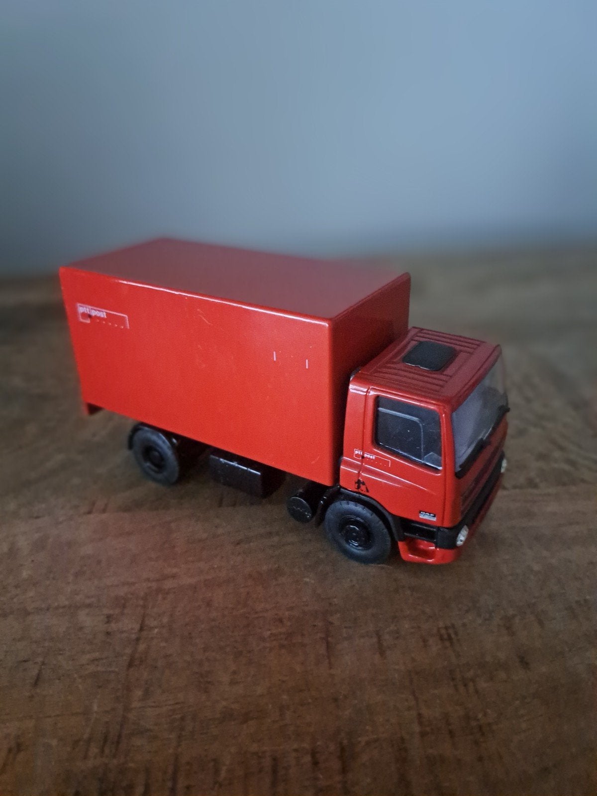 lion car model daf 75 cf bakwagen "ptt post", Gebruikt, Holland, Lion car, Ophalen of Verzenden