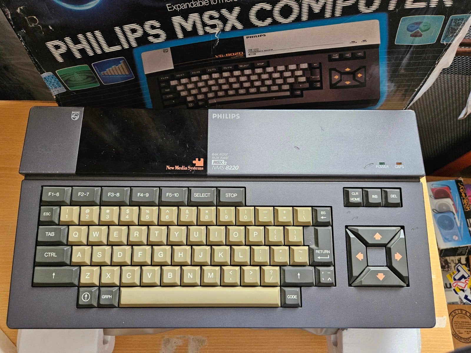 Philips MSX NMS 8220 Home Computer, Ophalen, Philips