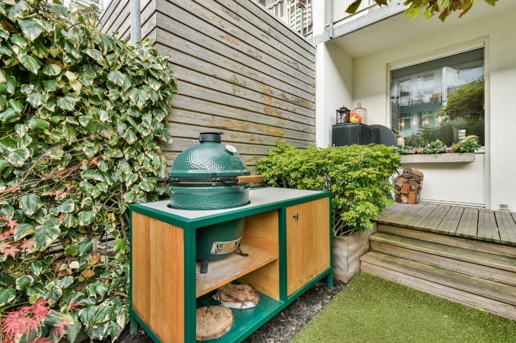BBQ tafel staal 147cm, Ophalen, Gebruikt, Houtskool, Vrijstaand