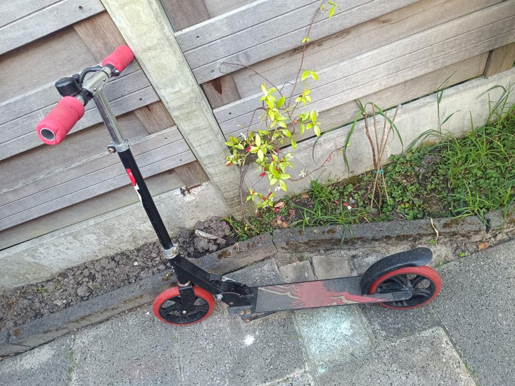 Xq step 125mm wielen tot 100 kg met spiegel inklapbaar, Overige typen, Ophalen of Verzenden