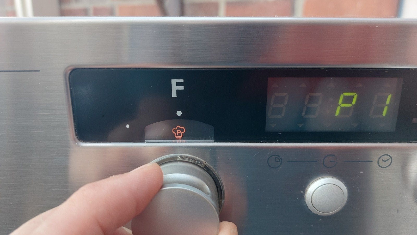Goedwerkende whirlpool combi-oven, Ophalen