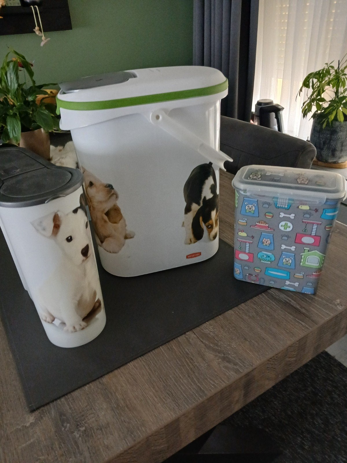 gratis bewaarton voor brokken, Ophalen