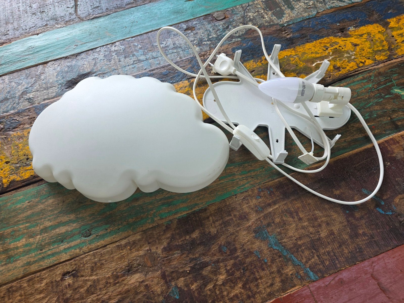 IKEA Wolkenlamp - Perfect voor de kinderkamer, Huis en Inrichting, Wit, Gebruikt, Kunststof, E14 (klein)