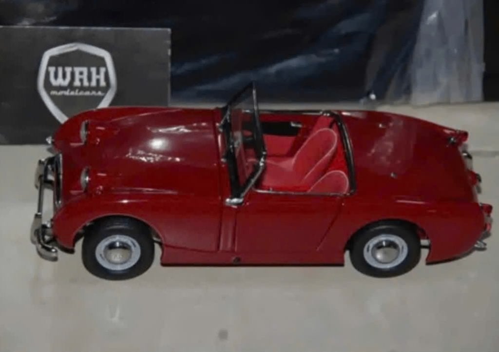 1:18 AUSTIN HEALEY SPRITE MK1 cherry red Kyosho in box WRH, Verzenden, Zo goed als nieuw, Auto, Kyosho