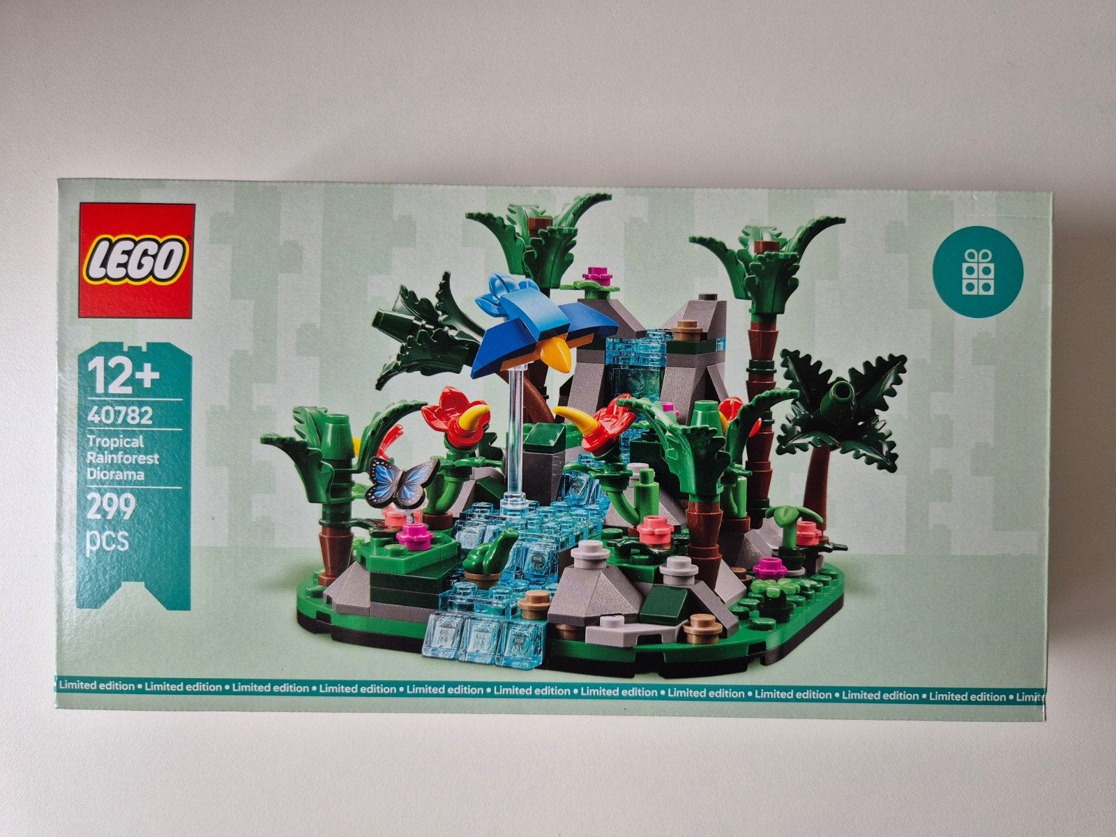 NIEUW Lego 
Tropical rainforest diorama 40782, Ophalen of Verzenden, Nieuw