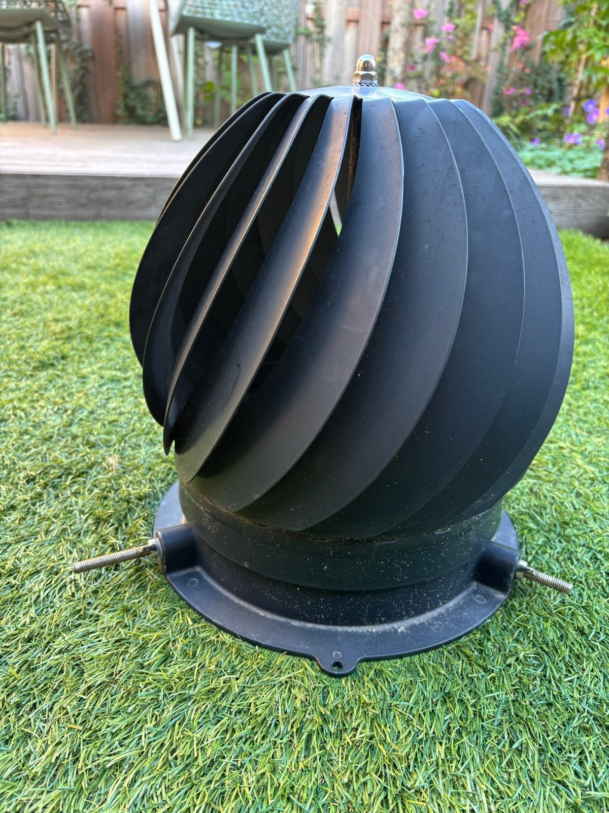 Zwarte dakventilator/afzuiger voor optimale ventilatie