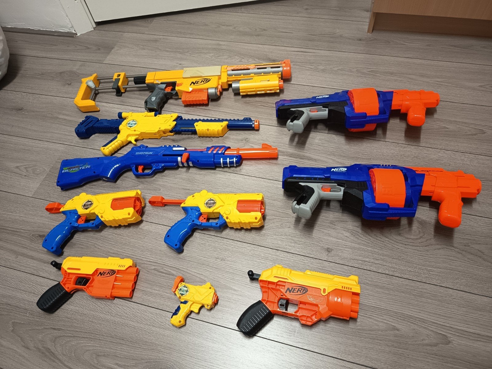 nerf gun blasters, Ophalen of Verzenden, Zo goed als nieuw