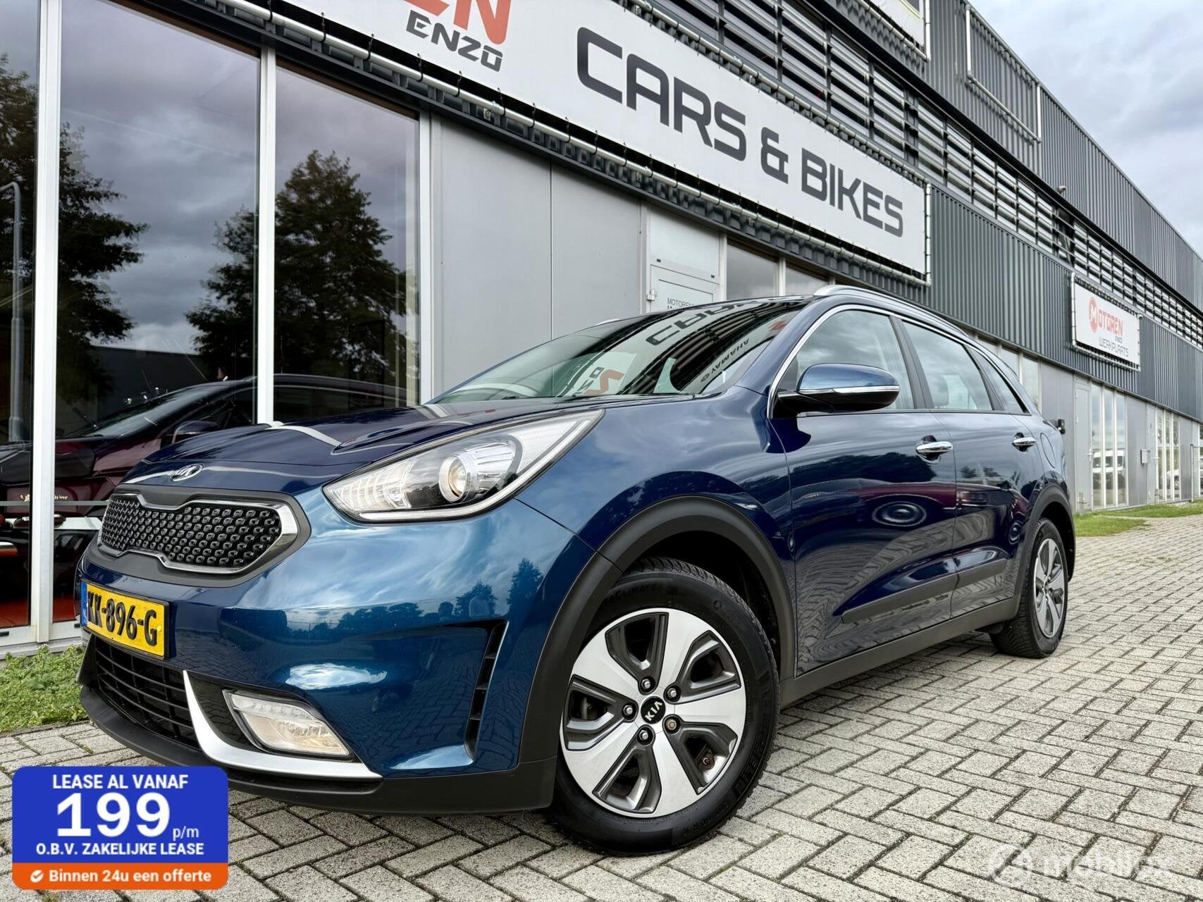 Kia Niro 1.6 GDi Hybrid First Edition ORIG NL NAP DEALER ON, Gebruikt, Blauw, Leder en Stof, Origineel Nederlands