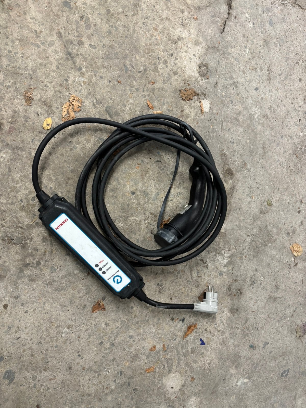 230V acculader, Ophalen, Gebruikt, Nissan
