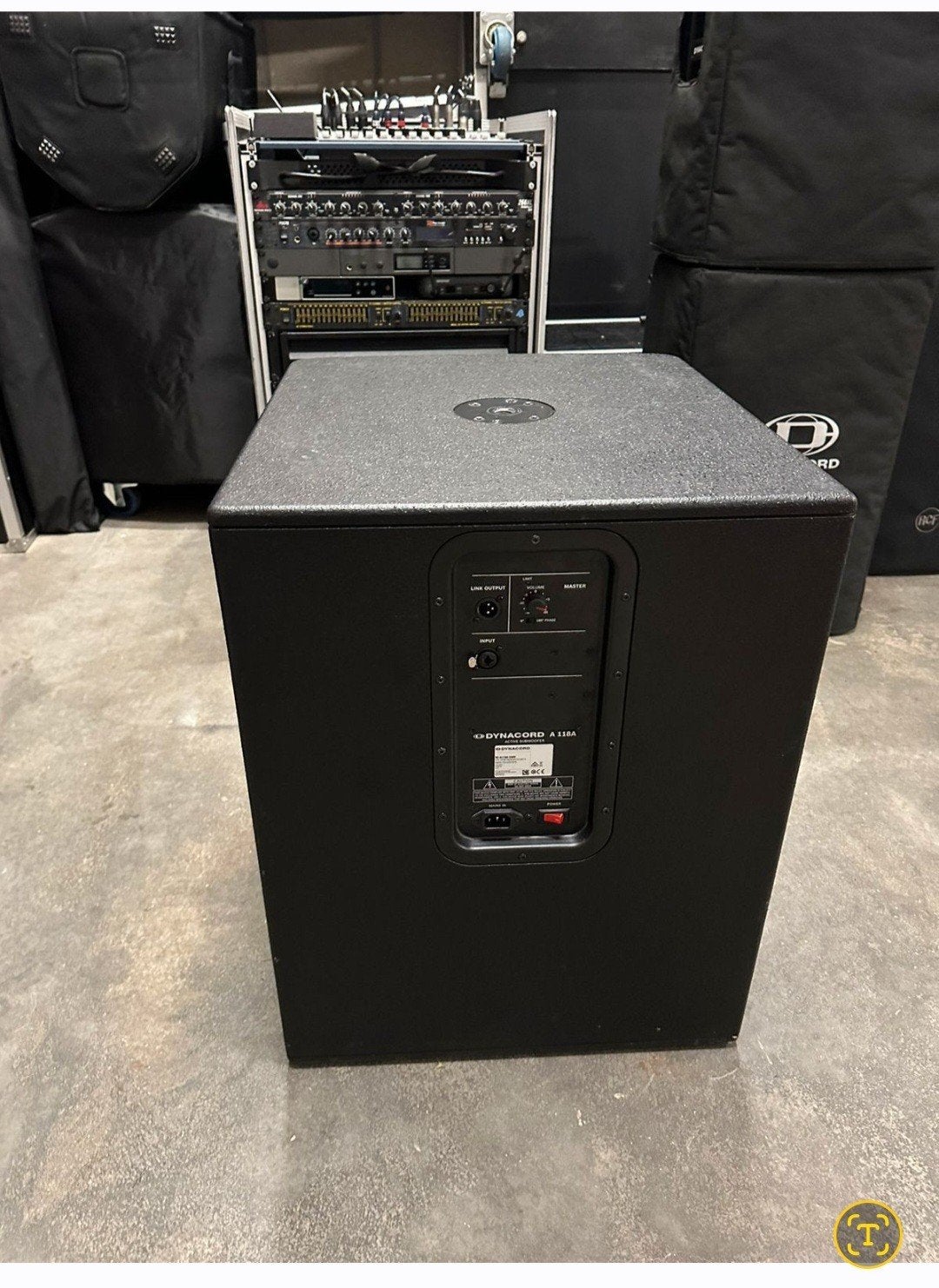 GEZOCHT: 2 Dynacord A118a actieve subwoofers, Ophalen of Verzenden, Zo goed als nieuw