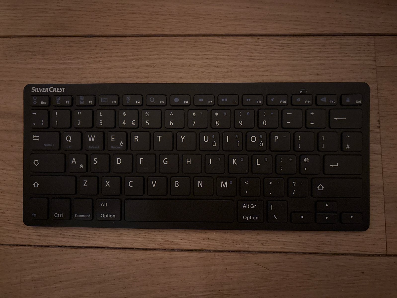 Silvercrest draadloos toetsenbord, Computers en Software, Ophalen, Azerty, Zo goed als nieuw, Draadloos