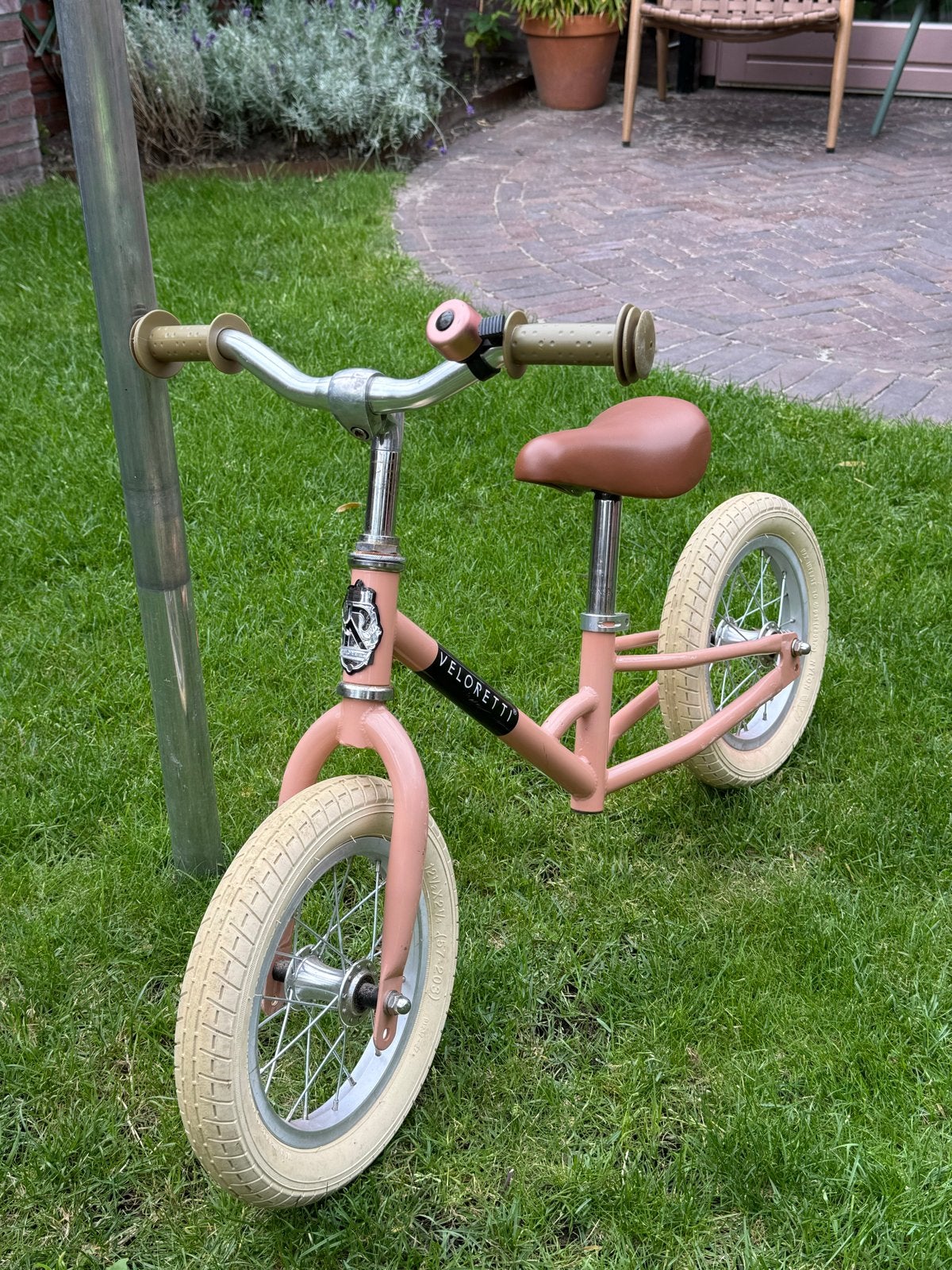 Veloretti loopfiets/driewieler - Roze, Ophalen, Gebruikt, Loopfiets