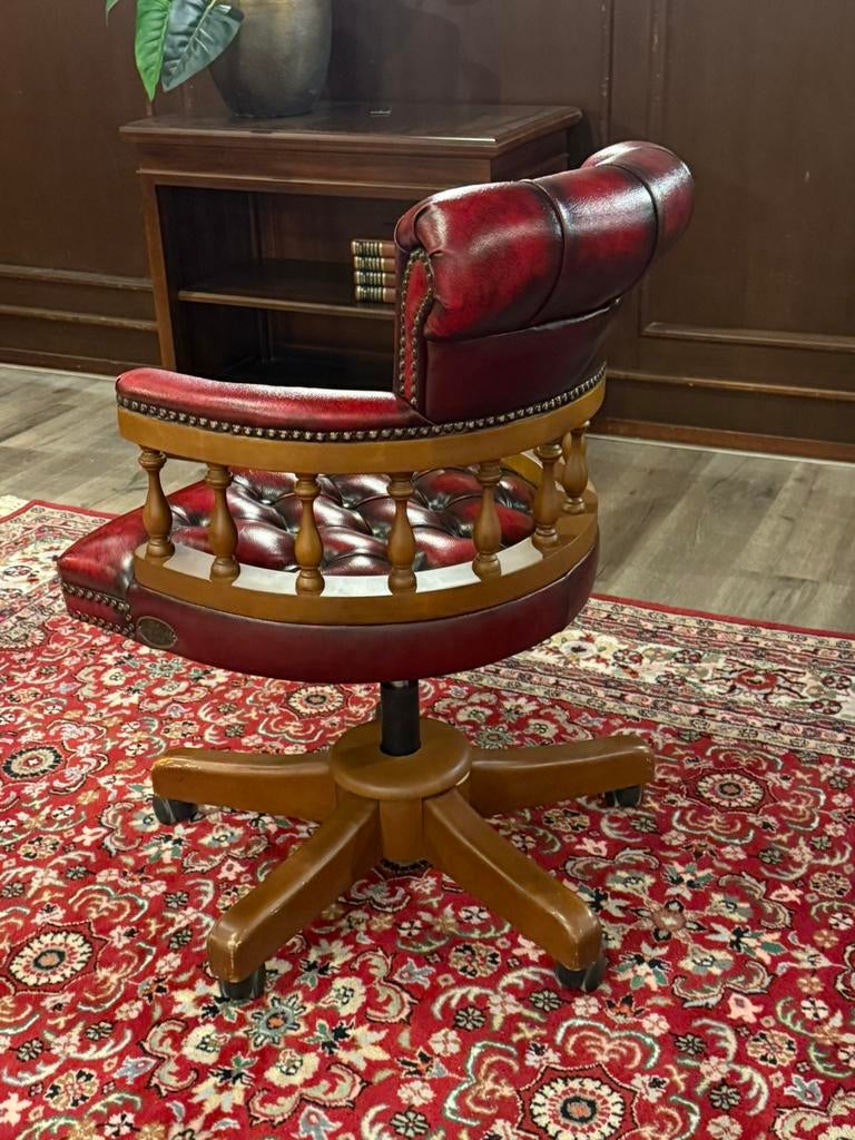 Chesterfield bureaustoel, Ophalen of Verzenden, Zo goed als nieuw, Bureaustoel, Rood