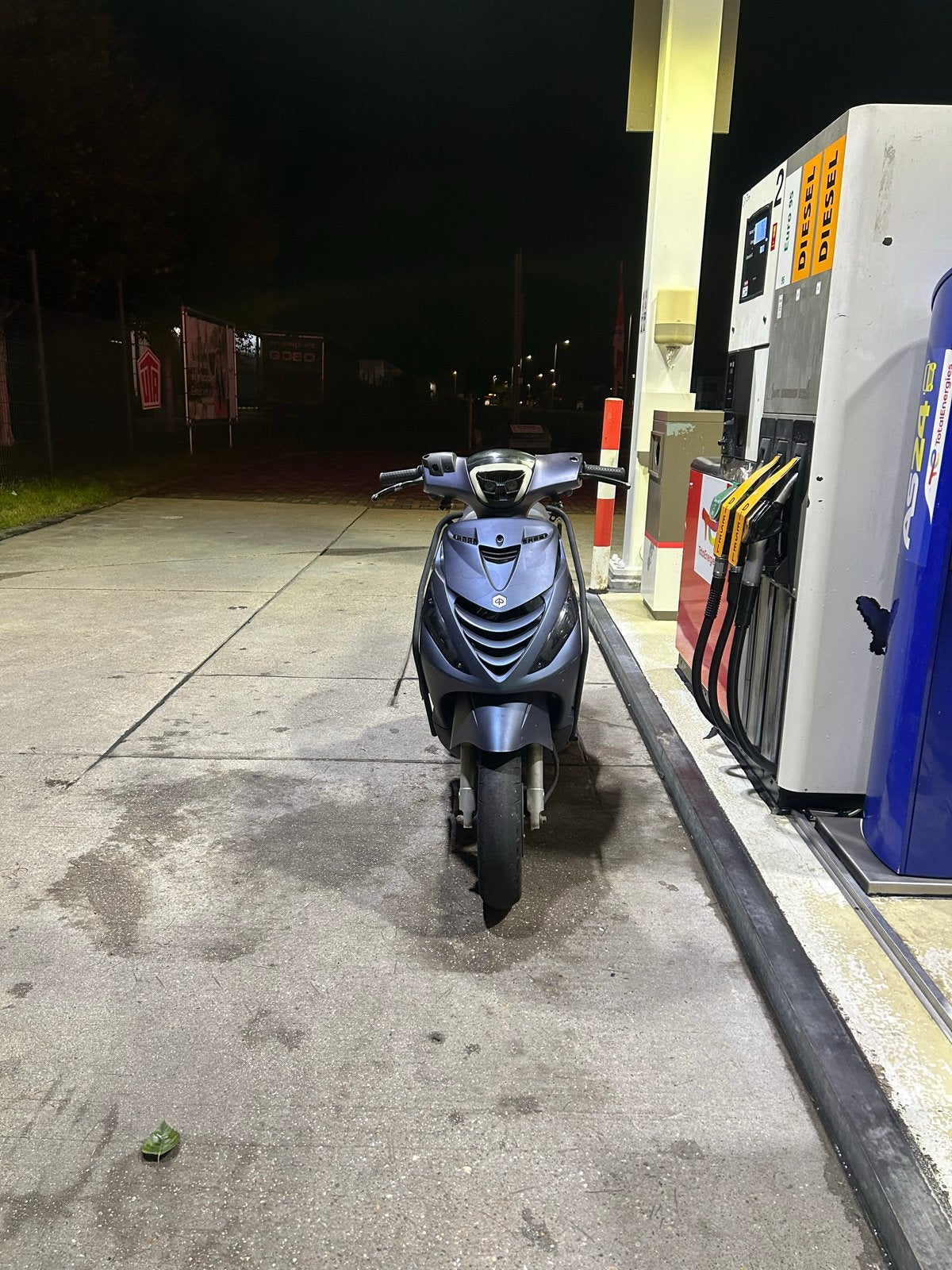 Piaggio Zip 2021 4T - Loopt 60 km/u, met krasjes, Ophalen, Gebruikt, Benzine, Piaggio