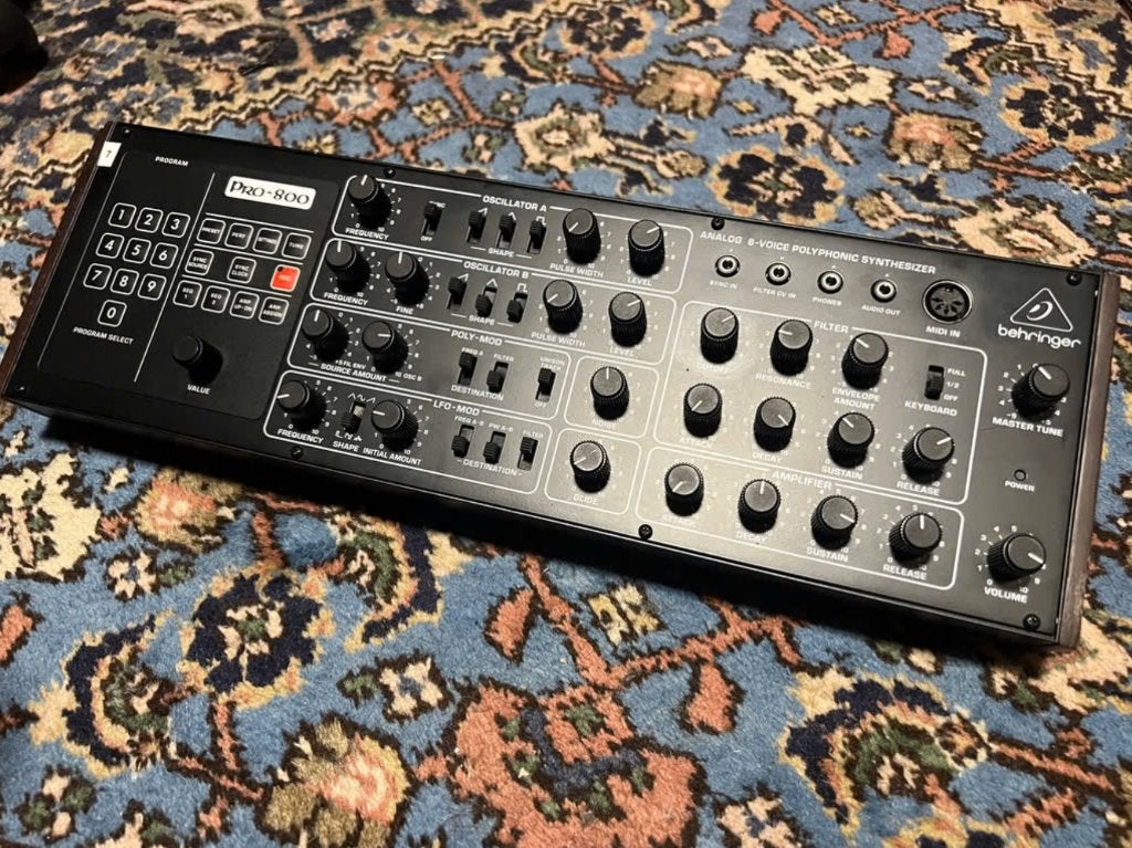 Behringer Pro-800 8 voices polyphonic analog synthesizer, Verzenden, Zo goed als nieuw, Overige aantallen, Overige merken
