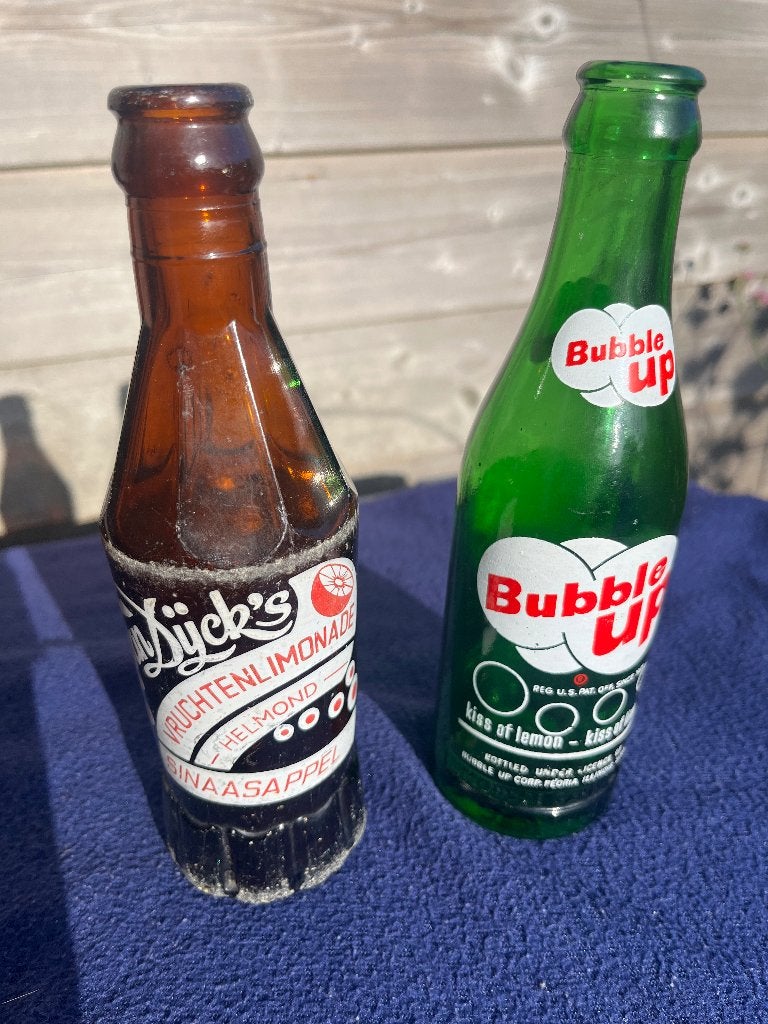 Bubble UP en van Dijck,s Helmond oude limonade flesjes, Ophalen of Verzenden, Gebruikt, Verpakking