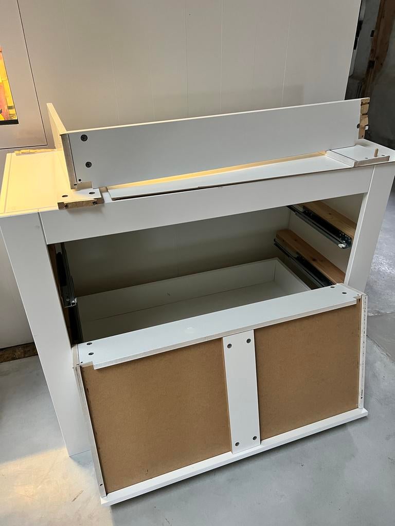 GRATIS: Witte ladekast / commode, Huis en Inrichting, Ophalen, Gebruikt