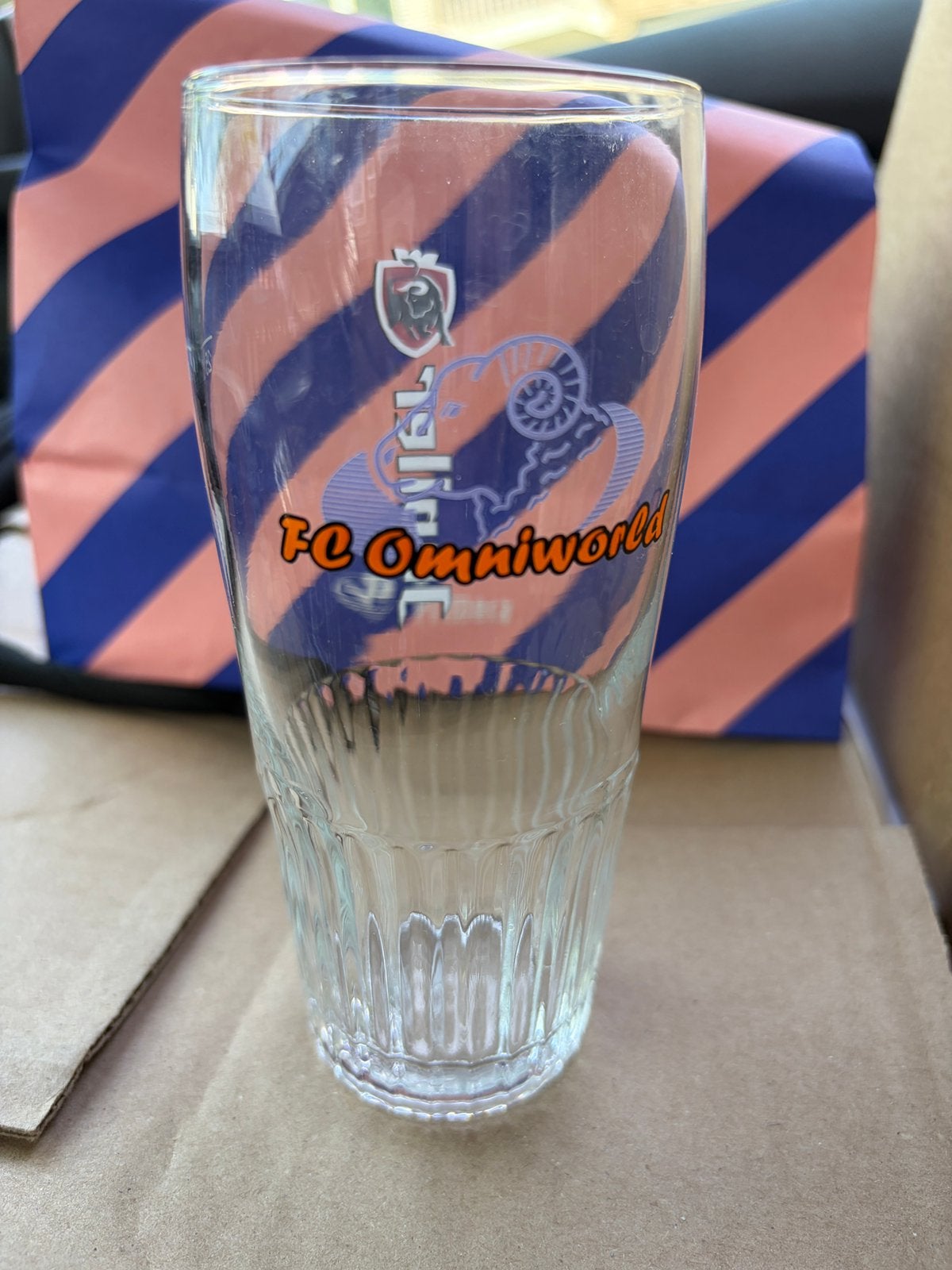 Jupiler dubbeldruk glas FC omniworld (nu Almere city FC), Ophalen of Verzenden, Zo goed als nieuw, Overige typen