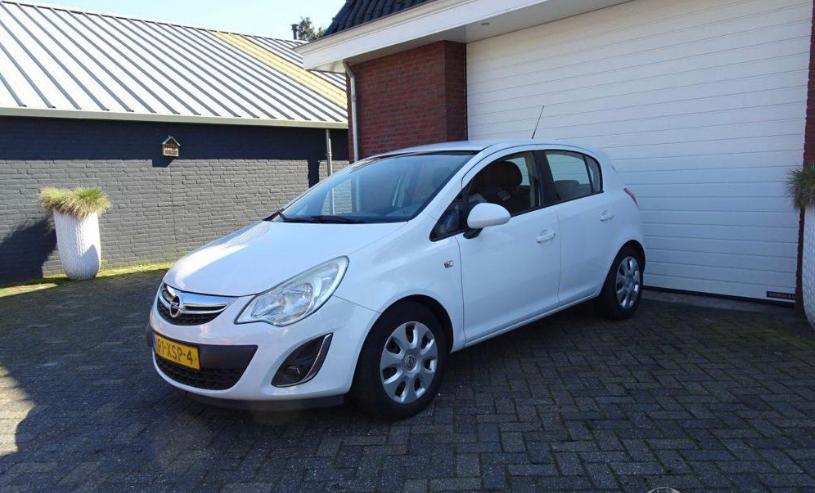 Opel Corsa 1.2 16V 5D 2012 Wit, Auto's, Voorwielaandrijving, Euro 5, 4 cilinders, 1229 cc