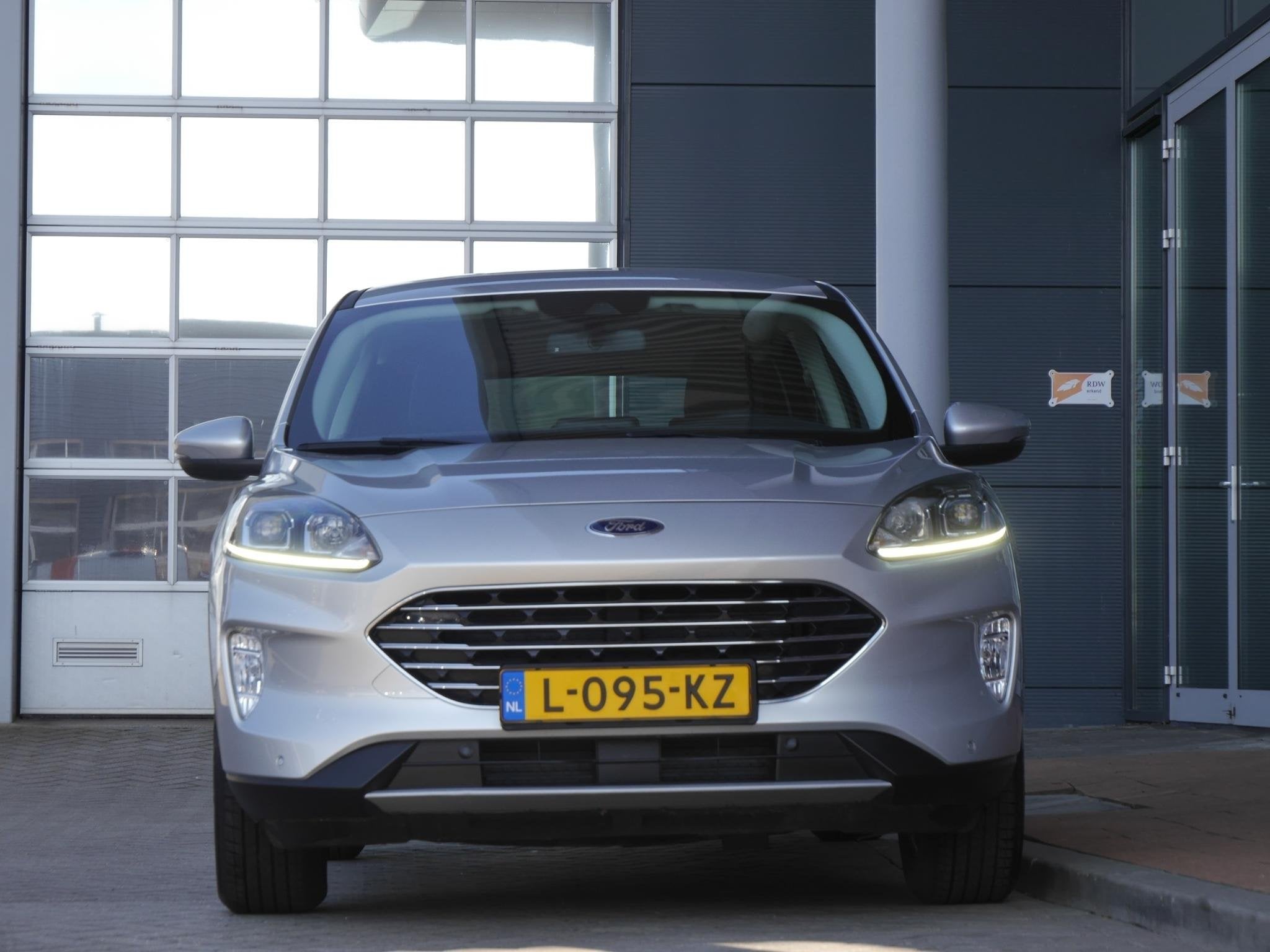 Ford Kuga 2.0 TDCi Titanium | Diesel | Trekhaak | 1900KG tre, Auto's, Ford, Voorwielaandrijving, Gebruikt, Euro 6, 4 cilinders