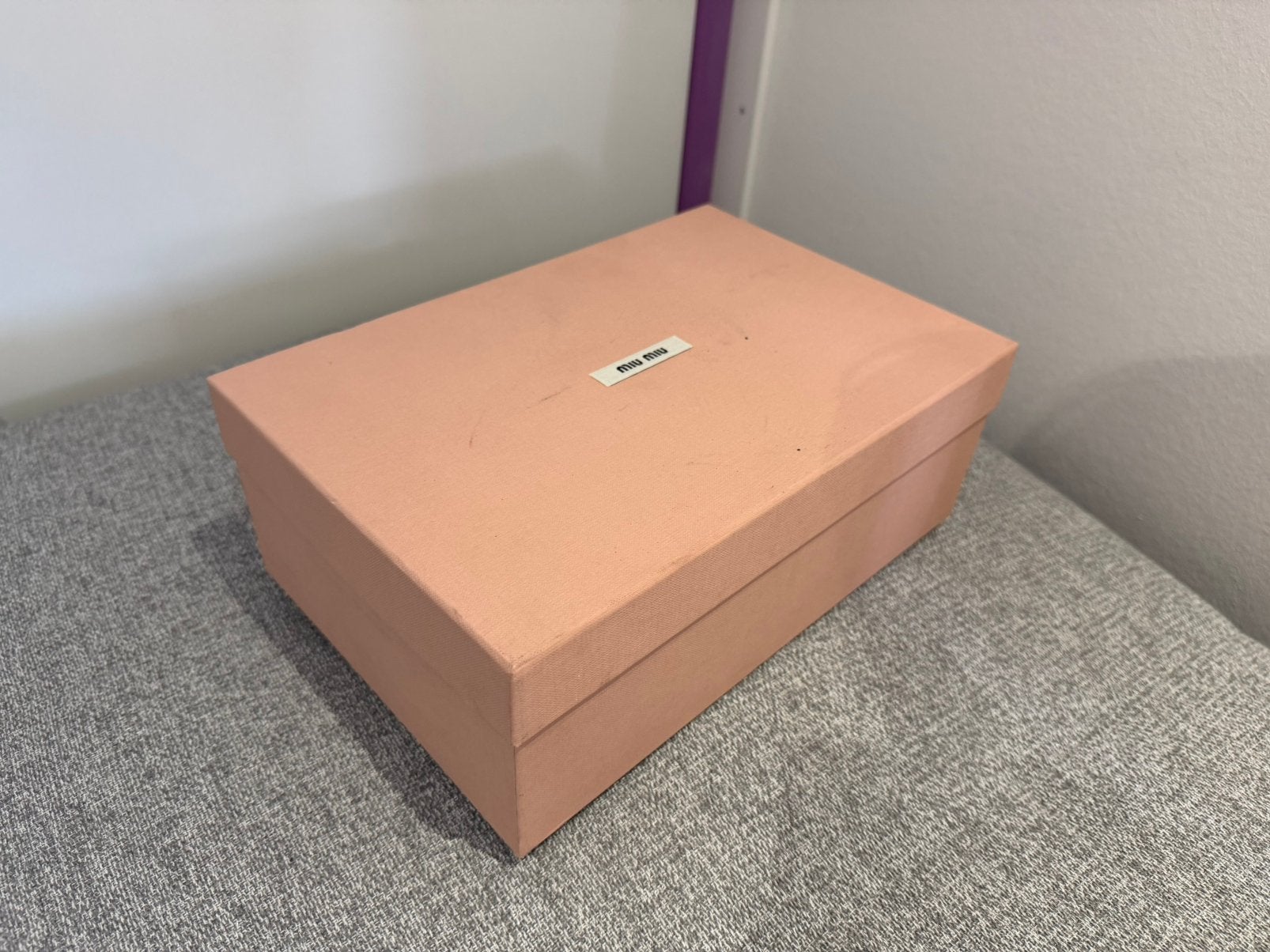 Originele merk dozen en tassen, Ophalen, Zo goed als nieuw, Minder dan 50 cm